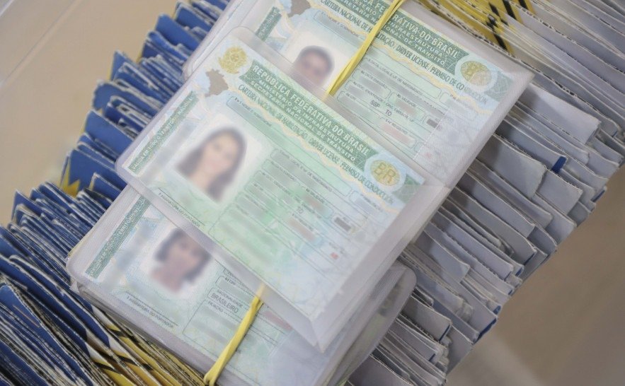Renovação CNH: Detran/TO especifica quais os procedimentos e as exigências para a emissão do documento