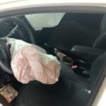 Suspeita invadiu o estabelecimento com um carro após discussão com funcionária