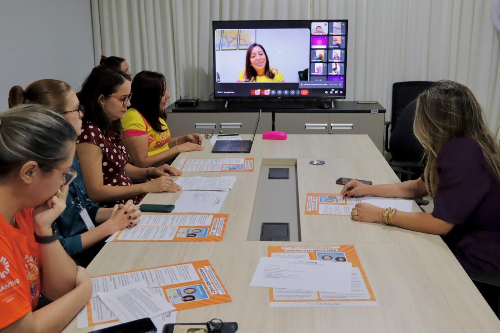 Secretaria da Mulher promove capacitação sobre Protocolo “Não é Não” para garantir segurança das mulheres nas praias