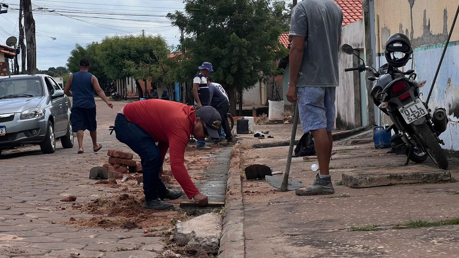 Prefeitura de Augustinópolis intensifica recuperação de ruas pavimentadas