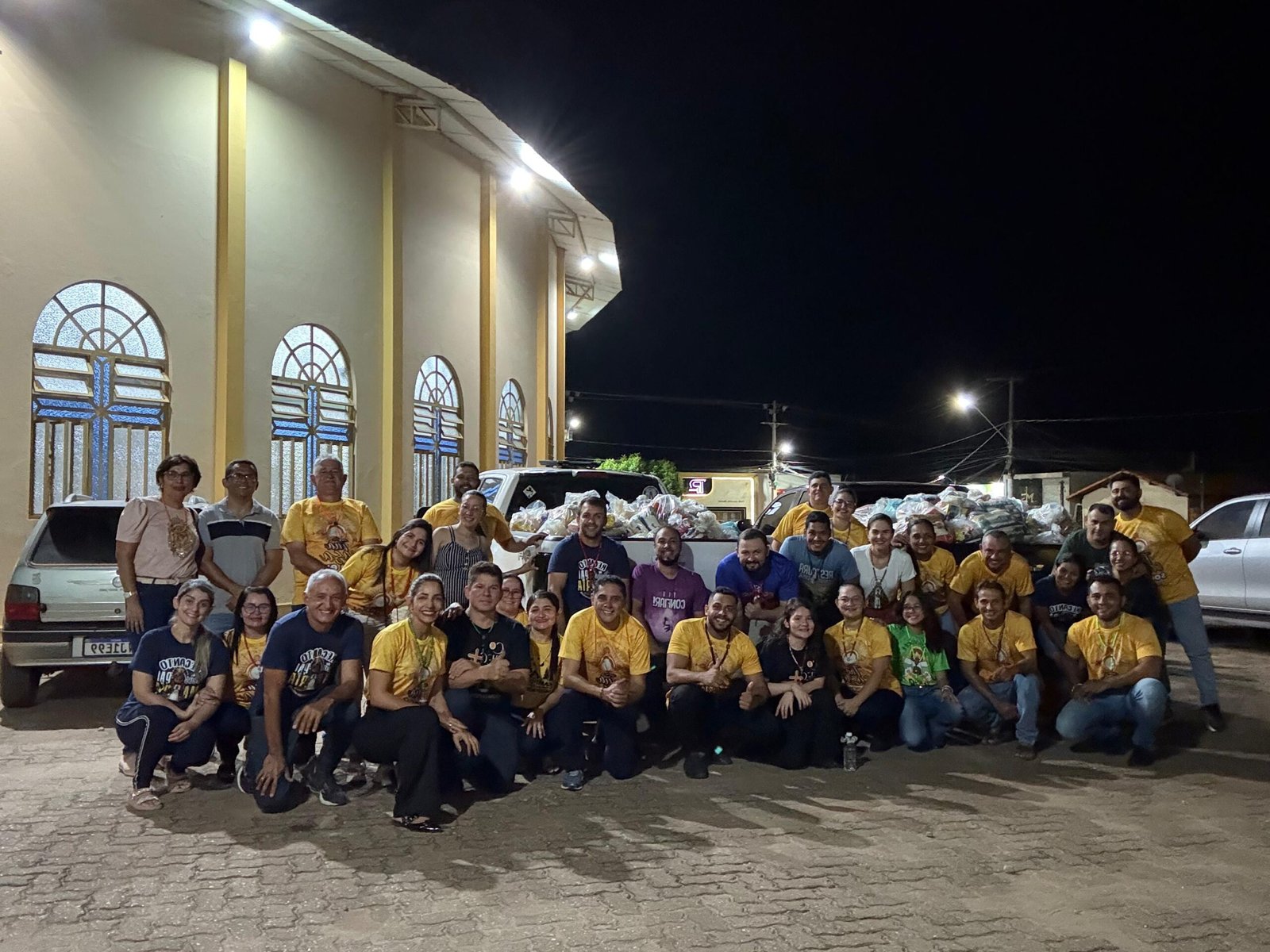 Campistas do Santuário Santa Rita de Cássia promovem ação de solidariedade e entregam cestas básicas para famílias em situação de vulnerabilidade de Augustinopolis