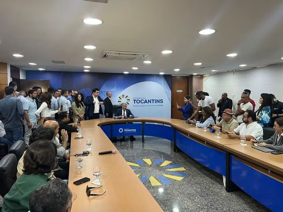 Governador em exercício Laurez Moreira nomeia novos secretários; veja os nomes publicados no Diário Oficial