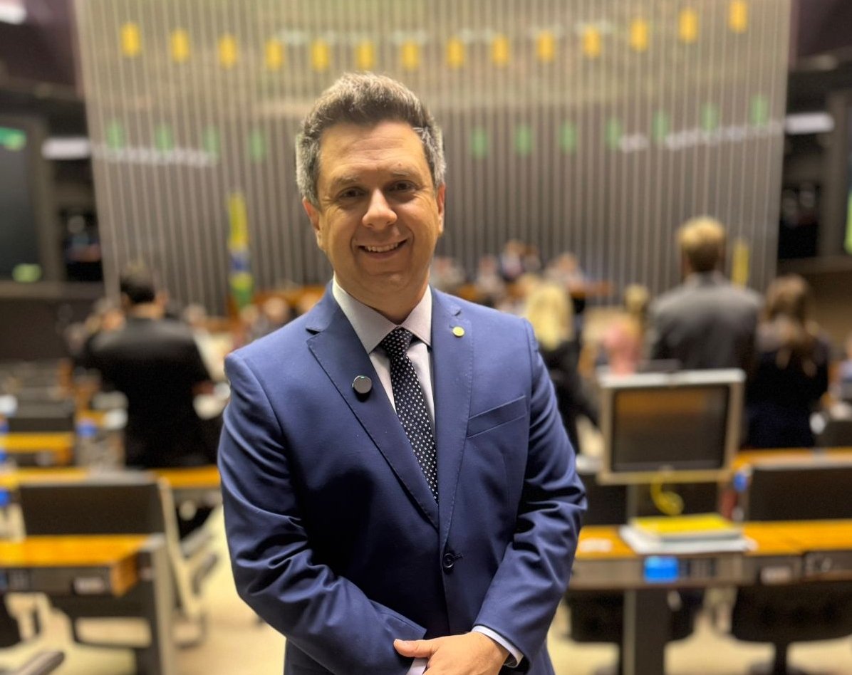 Câmara aprova aperto ao cerco contra a falsificação de bebidas e inclui projeto de Tiago Dimas que impedirá o reuso criminoso de garrafas de vidro