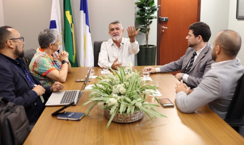 Reunião com anatel foto koró rocha (1)