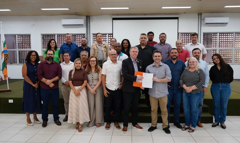 Tiago dimas e comunidade acadêmica ufnt