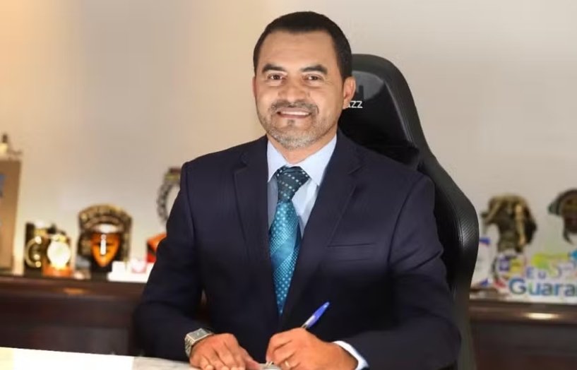 Wanderlei Barbosa retorna ao cargo de governador do Tocantins após três meses afastado