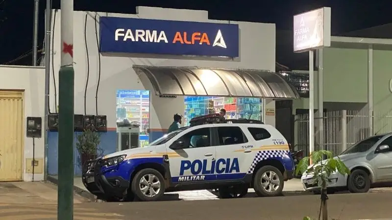 Ousado, assaltante ataca farmácia no centro de Tocantinópolis