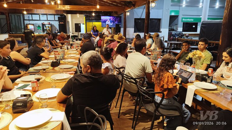 Durante confraternizacao foram apresentados nomes para diretoria do sindicato rural de august 4 746x420